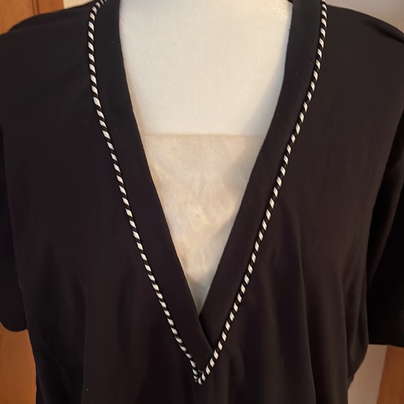 Black V-Neck Shirt with Black & White Detailing - Picture 3 of 9